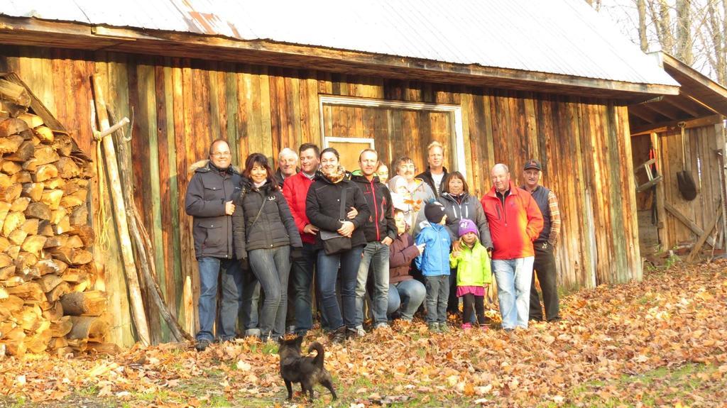Le Gite Ambrelane Thetford Mines Exterior foto