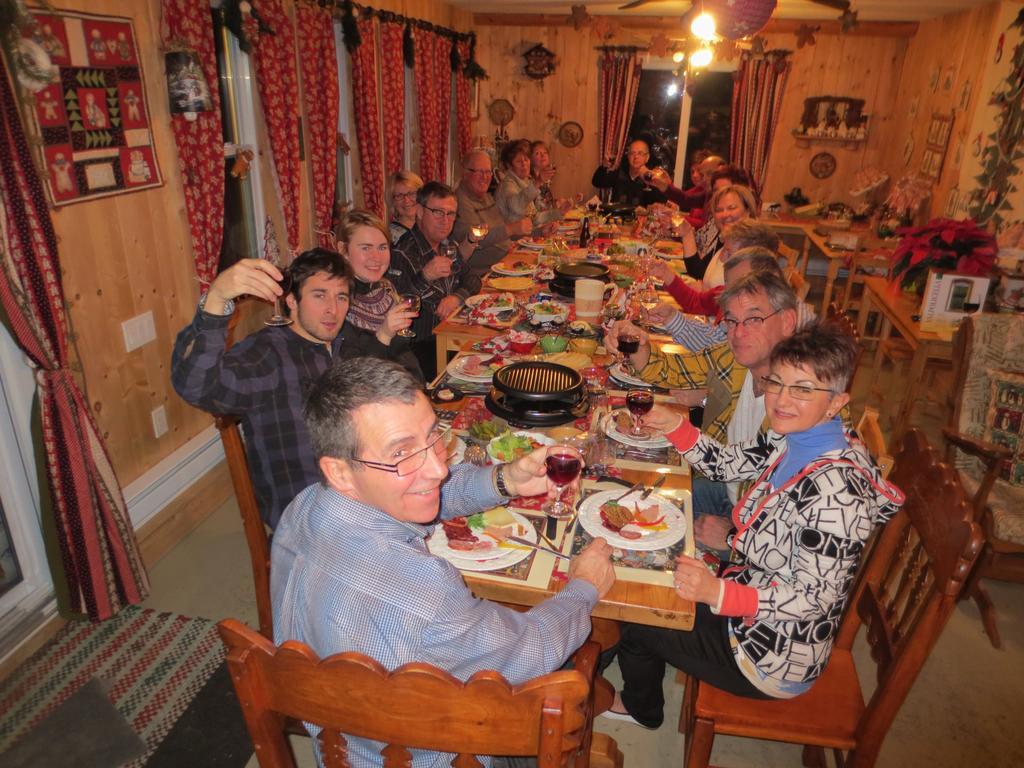 Le Gite Ambrelane Thetford Mines Exterior foto